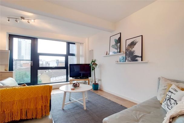 Channelsea Road London E15 - Photo 1