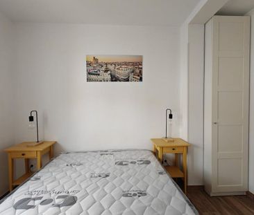 Calle de Luis Ruiz, Madrid, Community of Madrid 28017 - Photo 2