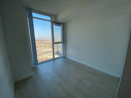 For Lease - 7895 Jane Street Unit# 2718, Vaughan, Ontario - Photo 3