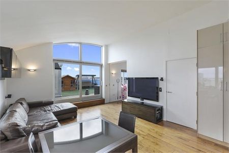 3 bedroom apartment to rent - Photo 2