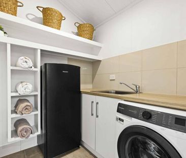 Classic Charm Meets Modern Comfort in the Heart of South Toowoomba - Photo 6