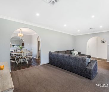 Charming 3-Bedroom Home in Smithfield - Photo 2