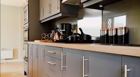 Classic 4 Bed Ensuite - Photo 4