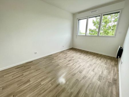 Location Appartement 2 pièces 48m² TOURS 37200 - Photo 4