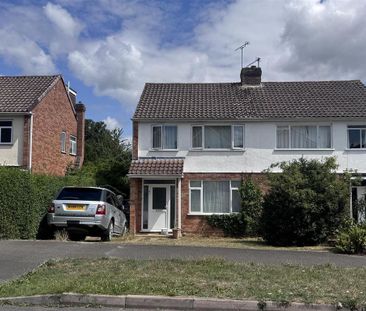3 bedroom semi-detached house to rent - Photo 1