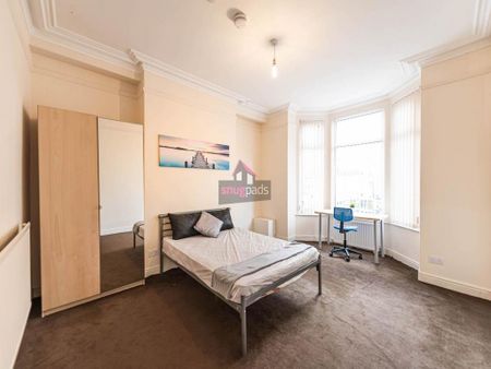 6 bedroom house to rent - Photo 2