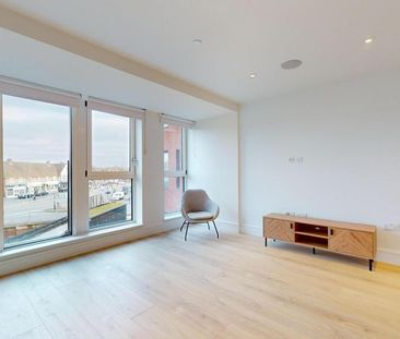 2 bedroom flat to rent - Photo 2