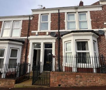 3 bedroom flat to rent - Photo 4