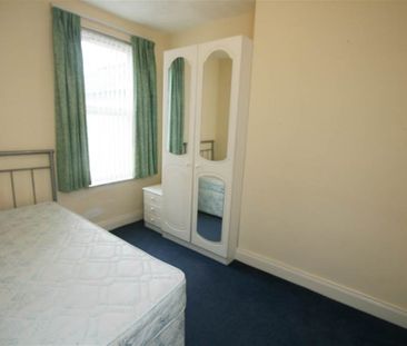 3 Canterbury Street, Off Botanic, Belfast, BT7 1LB - Photo 2