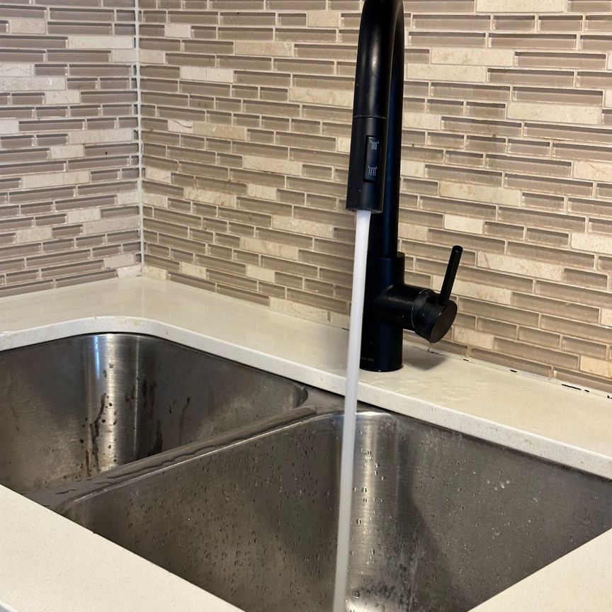 For Lease - 18 Uptown Drive Unit# 1703, Markham, Ontario - Photo 1
