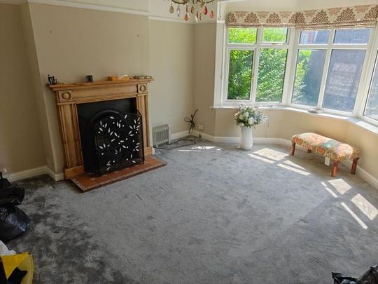 5 bedroom semi-detached house to rent - Photo 1