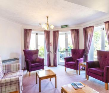 1 bedroom retirement property to rent - Photo 1