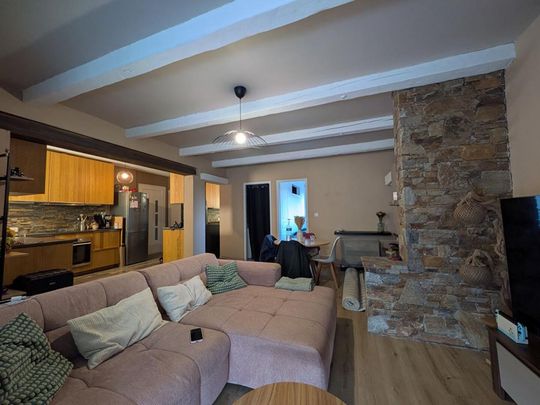 LOCATION VIDE A L'ANNEE Appartement Hyeres 3 pièces 60m2+véranda+parking privé - Photo 1