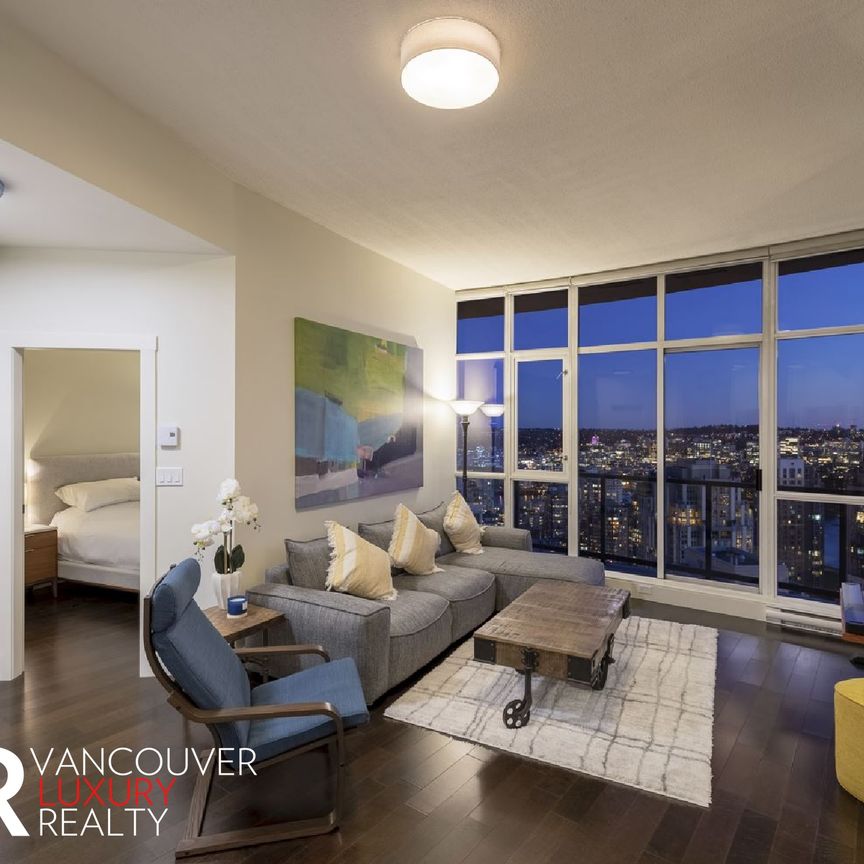 Penthouse in Downtown Vancouver, BC - Photo 1