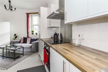 1 bedroom flat to rent - Photo 2