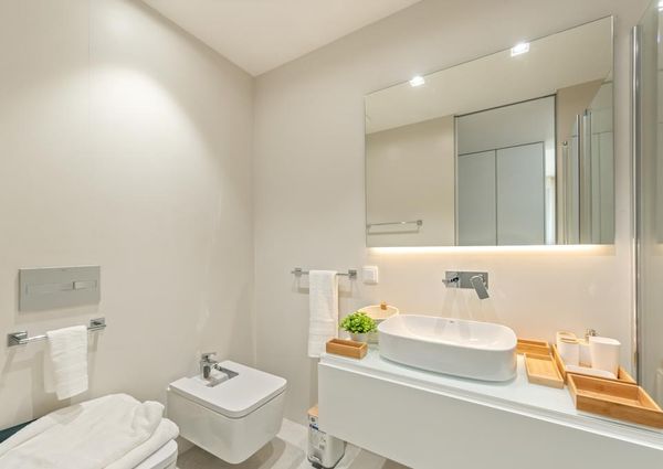 1 Bedroom Apartment with swimming pool, Miraflores, Oeiras