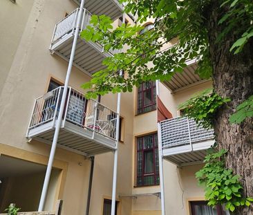 Hübsche helle 2/4 Raum Wohnung, Ab 1.2.26 Balkon, Einbauküche - Photo 2