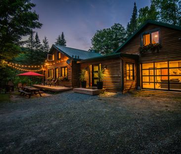 À louer / Maison à étages - Photo 1