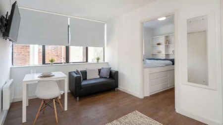 2 Bed Apartment - Photo 2