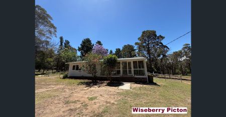 Renovated 3 bedroom home - Photo 5