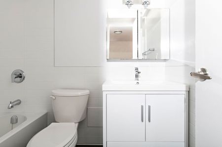 For Lease - 6200 Bathurst Street Unit# 912, Toronto, Ontario - Photo 4