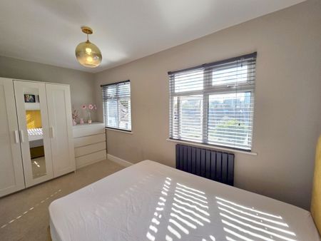 Room in a Shared Flat, Darwin Road, W5 - Photo 4