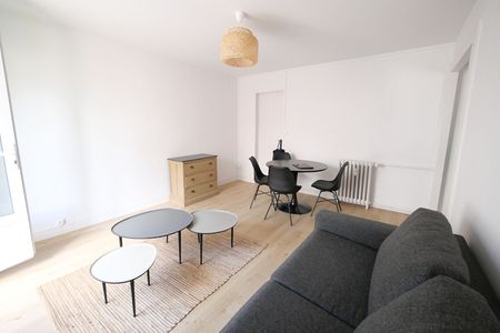 Location Appartement 4 pièces 64m² - Photo 2