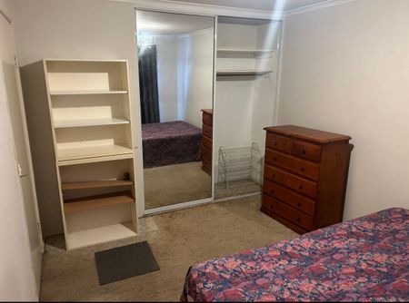 Claremont Meadows - Photo 3