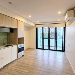 Spacious and convenient - Photo 3