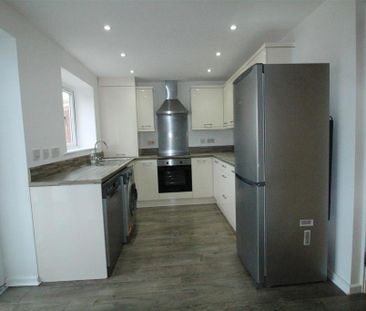 3 bedroom townhouse to rent - Photo 5