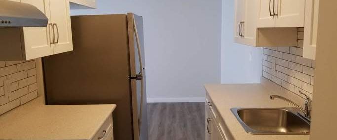 Fairview Manor | 900 Fairview Road, Penticton - Photo 1