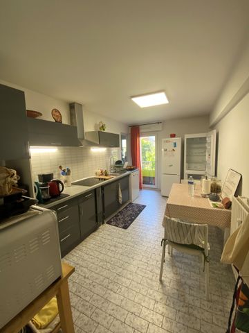 GRAND T3 SECTEUR GARE AVEC GARAGE - Photo 3