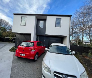 3bdrm townhouse close to town - Photo 4