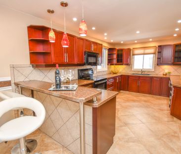 For Lease - 197 Browning Trail Unit# Upper Unit, Barrie, Ontario - Photo 6