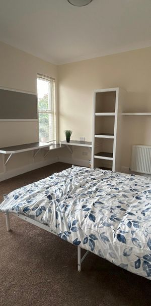 🌟Large Double Rooms In Comfortable House - Photo 2