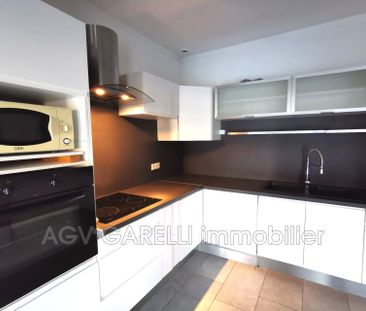 Location Maison 3 pièces 85m² HYERES 83400 - Photo 4