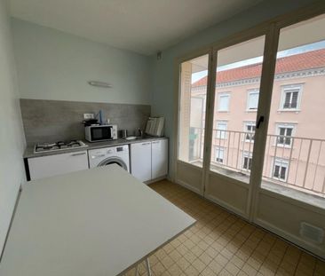 APPARTEMENT T1 [MEUBLE] A LOUER A ROANNE - MULSANT - Photo 5