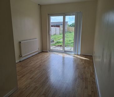 3 Bed Semi-Detached House, Owenford Road, CV6 - Photo 1
