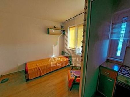 Garsoniera ,centrala proprie , Padurea Verde - Fotografie 3