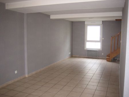 Location appartement 4 pièces, 79.56m², Bourg-en-Bresse - Photo 4