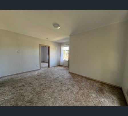 53 Whitelaw Street, Reservoir, Vic 3073 - Photo 1