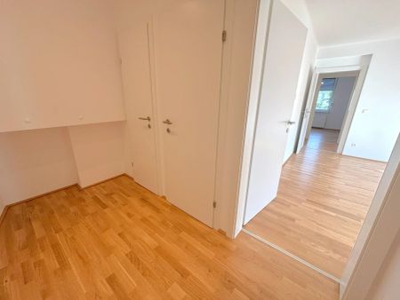 Helle 3-Raum-Wohnung mit offener Wohnküche und Balkon - Erstbezug nach Sanierung! - Photo 3
