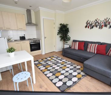 1 bed flat to rent in Green Street, RIVERSIDE, CF11 - Photo 2