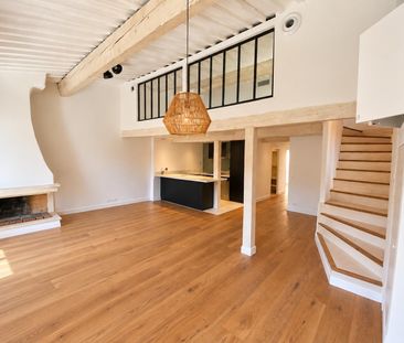 Location Appartement 4 pièces 71m² CASSIS 13260 - Photo 1