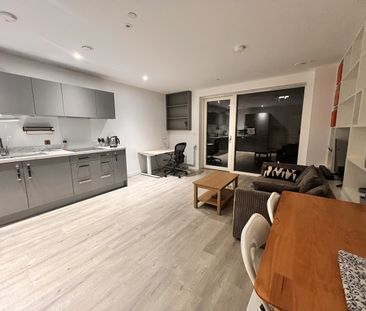 1 Bed Flat, Thomas Road, E14 - Photo 2