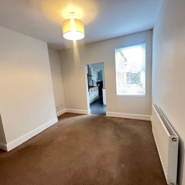 Westwood Road, Coventry - - Photo 1