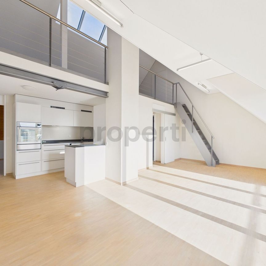 Luminous 2.5-room apartment with view of the countryside in Thun - Photo 1