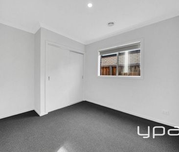 Beautifully Appointed Family Home in a Thriving Location! - Photo 5