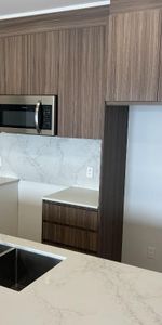4 ½ Condo luxueux, obtenez 3 mois gratuit pour une location de 2 ans. - Photo 3
