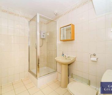 Kings Road, Harrow, HA2 - Photo 1